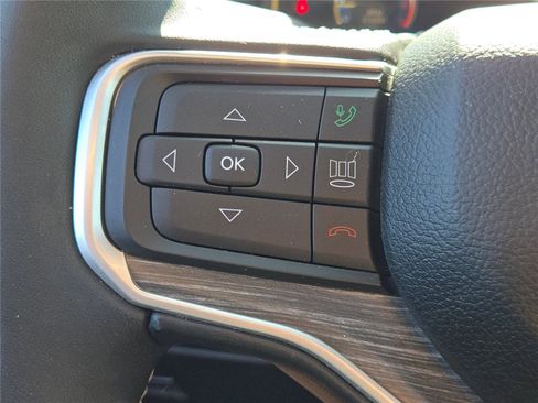 Used 2024 Jeep Wagoneer Series III w/ Premium Group I image 40