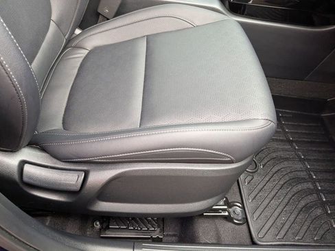 Used 2023 Kia Seltos SX image 32