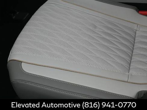 Certified 2026 INFINITI QX60 Autograph w/ Dark Cargo Package image 18