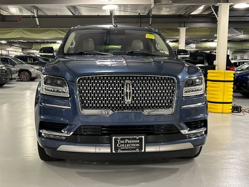 Used 2020 Lincoln Navigator L Reserve w/ Luxury Package AWD/4WD image 6