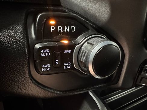 Used 2022 RAM 1500 Big Horn AWD/4WD image 37