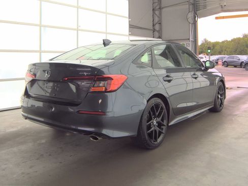Used 2024 Honda Civic Sport image 6