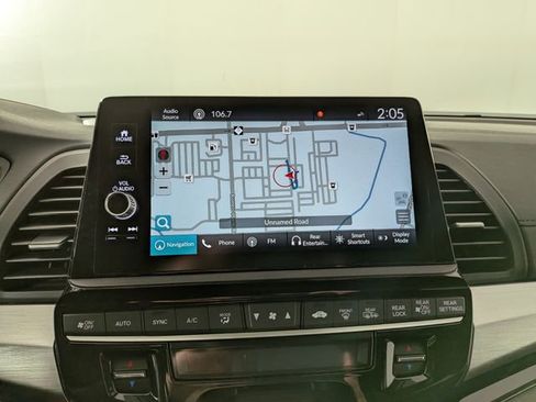 New 2026 Honda Odyssey Touring image 6