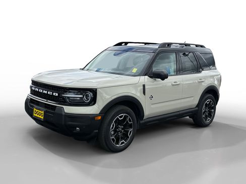 Used 2025 Ford Bronco Sport Outer Banks w/ Outer Banks Tech Package+ image 1
