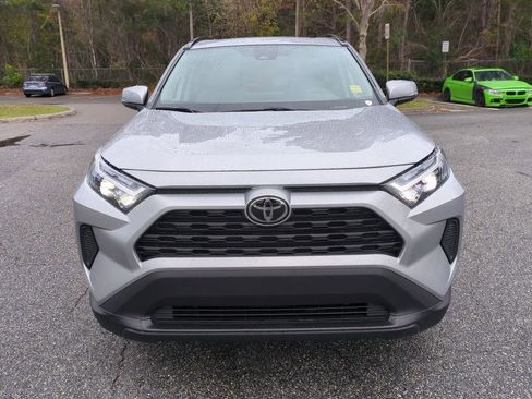 Certified 2022 Toyota RAV4 XLE w/ Convenience Package image 9