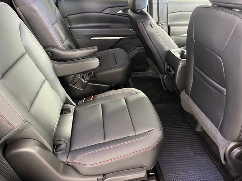 New 2026 Chevrolet Traverse Z71 w/ Driver Confidence Package image 17