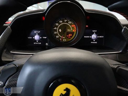 Used 2014 Ferrari 458 Speciale image 31