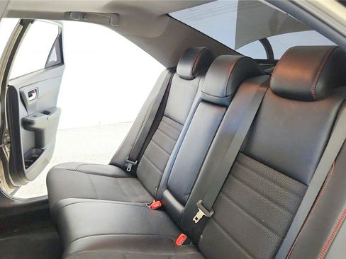 Used 2016 Toyota Camry SE w/ Moonroof Package FWD image 31