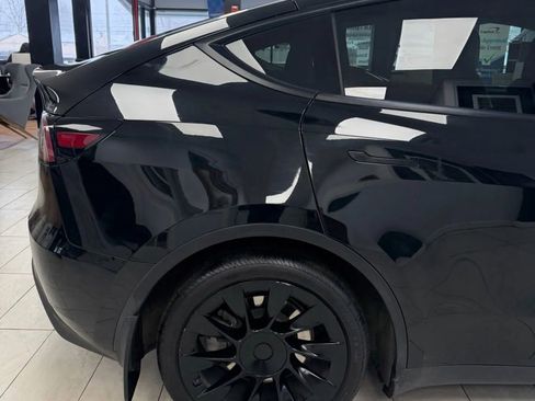 Used 2020 Tesla Model Y Long Range image 7