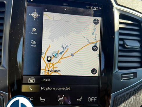 Used 2018 Volvo XC90 T6 Momentum w/ Convenience Package image 22