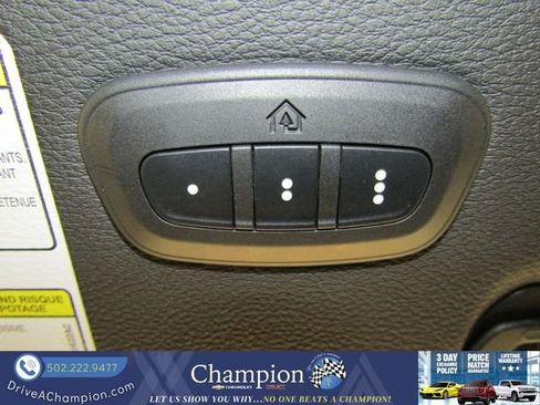 Used 2021 Jeep Wrangler Unlimited Sahara AWD/4WD image 33