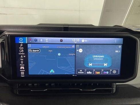 New 2025 Jeep Gladiator Sport AWD/4WD image 21