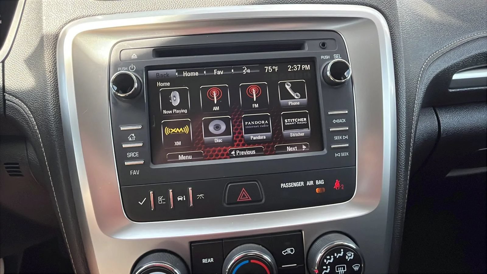 Used 2014 GMC Acadia SLE FWD image 13
