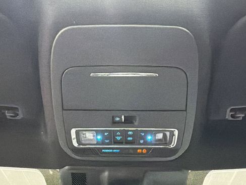 Used 2026 Ford F450 Platinum w/ FX4 Off-Road Package image 37