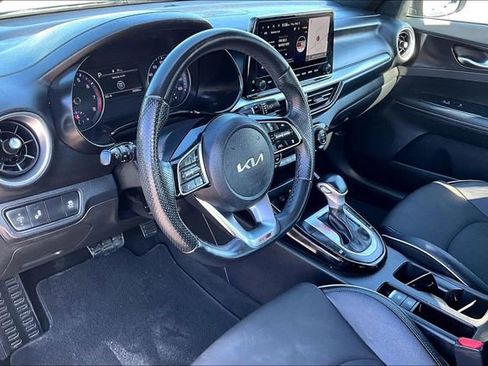 Used 2022 Kia Forte GT-Line w/ GT-Line Technology Package image 11