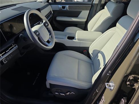 Used 2025 Hyundai Santa Fe Calligraphy image 13