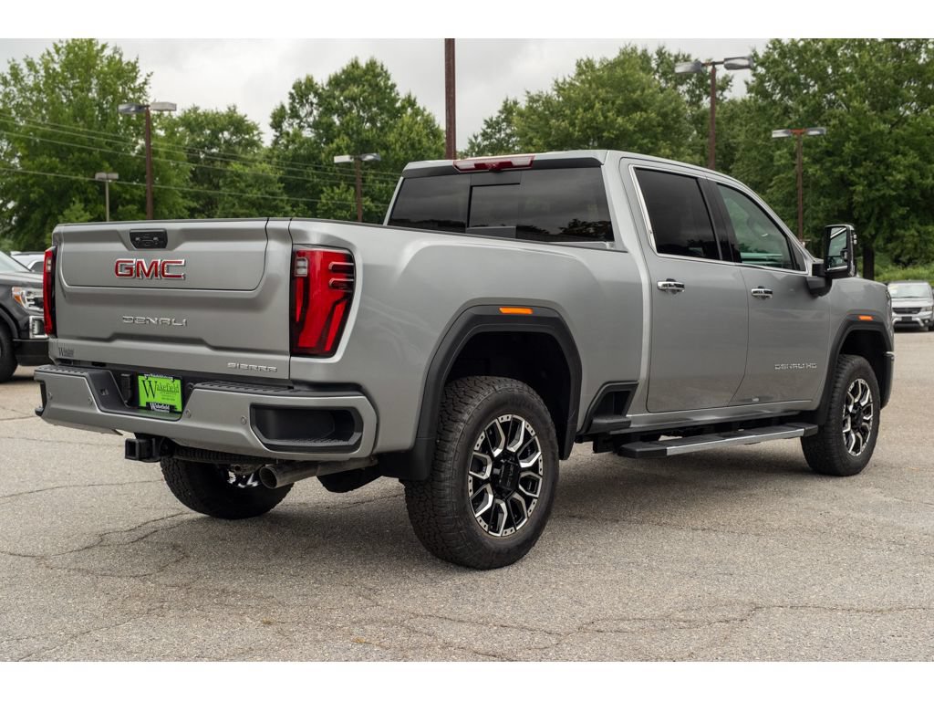 New 2026 GMC Sierra 2500 Denali w/ Denali Reserve Package AWD/4WD image 8