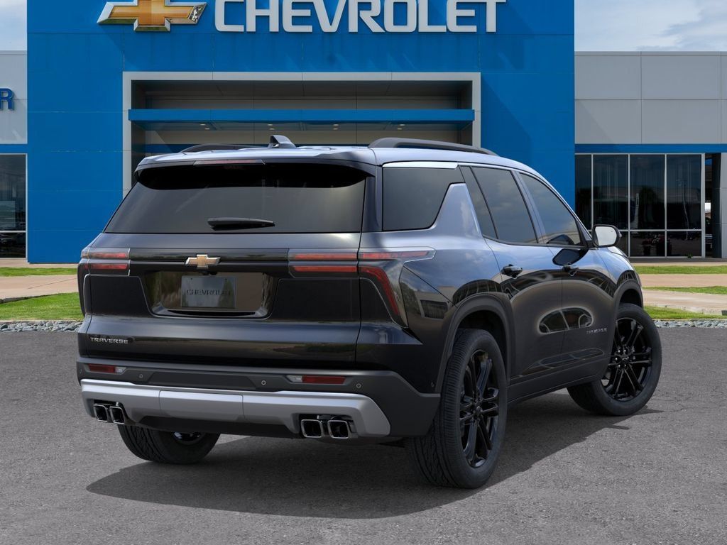 New 2027 Chevrolet Traverse LT w/ Driver Confidence Package FWD image 4