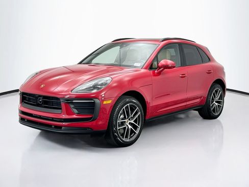 Certified 2026 Porsche Macan AWD/4WD image 1