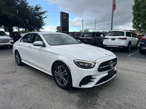 Used 2023 Mercedes-Benz E 350 4MATIC Sedan image 10