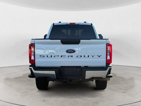 Used 2023 Ford F350 XLT AWD/4WD image 6