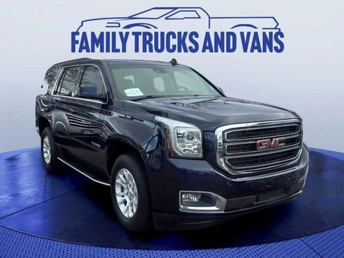 Used 2017 GMC Yukon SLT image 7