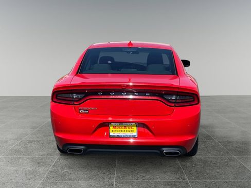 Used 2023 Dodge Charger SXT RWD image 4