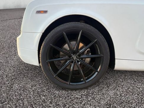 Used 2009 Rolls-Royce Phantom Drophead Coupe image 5