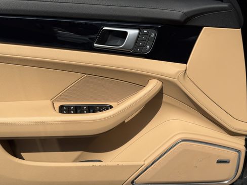Certified 2023 Porsche Panamera 4S image 22