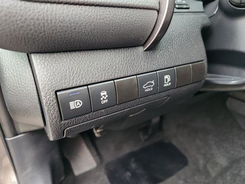 Used 2023 Toyota Camry SE image 27