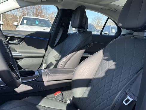 Used 2024 Mercedes-Benz E 450 4MATIC Sedan image 18