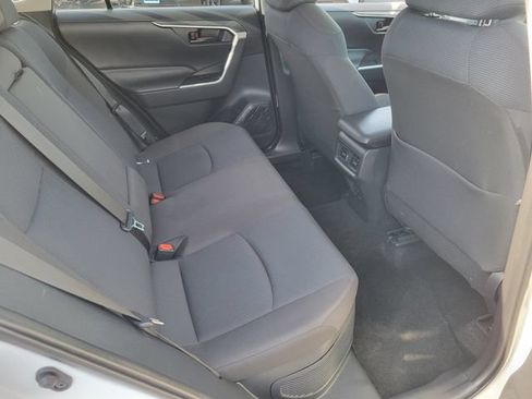 Used 2024 Toyota RAV4 LE AWD/4WD image 18