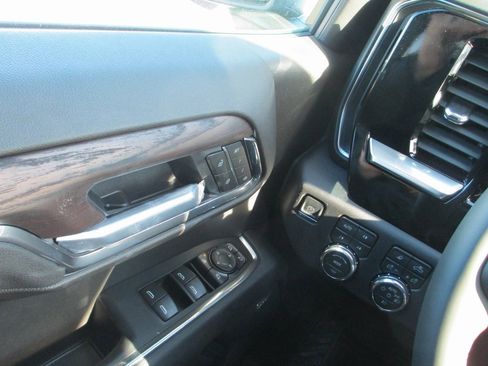 New 2026 GMC Sierra 1500 SLT w/ SLT Premium Plus Package image 17