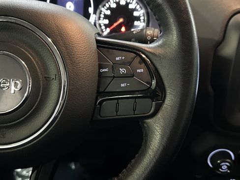 Used 2020 Jeep Renegade Altitude image 30