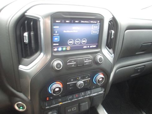 Used 2022 Chevrolet Silverado 1500 RST image 27
