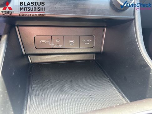 Used 2025 Hyundai Sonata SEL FWD image 30