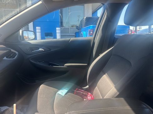 Used 2022 Chevrolet Malibu LT image 18