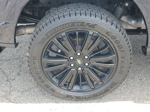 Used 2024 Ford F150 Platinum w/ Equipment Group 702A High AWD/4WD image 7