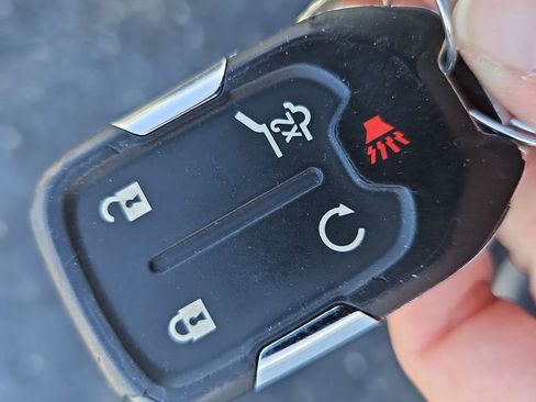 Used 2024 GMC Terrain SLT image 38