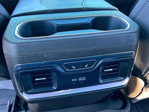 Used 2024 GMC Sierra 1500 Denali image 11