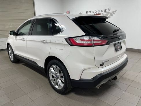 Used 2019 Ford Edge Titanium AWD/4WD image 4