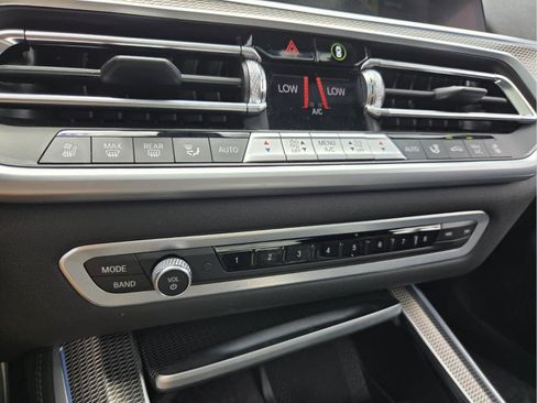 Used 2022 BMW X5 xDrive45e w/ M Sport Package AWD/4WD image 29