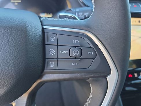 New 2026 Jeep Grand Cherokee Limited w/ Limited Altitude Package RWD image 24