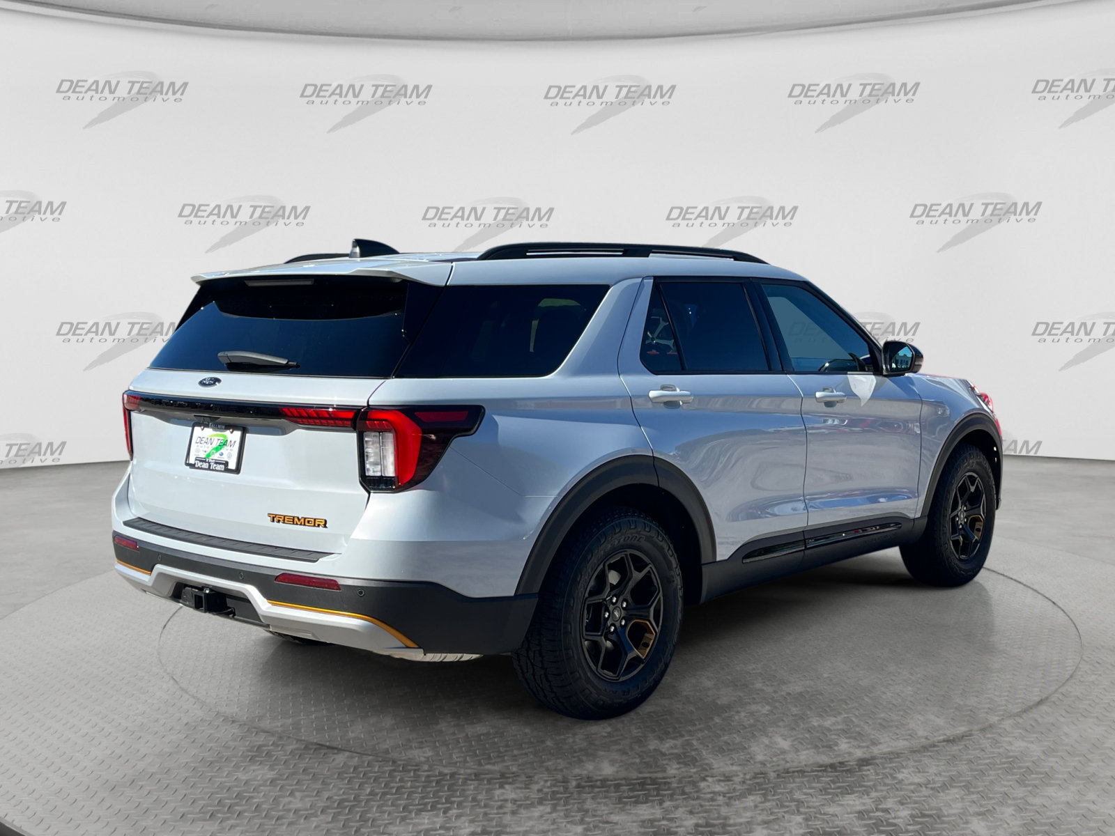 Used 2026 Ford Explorer Tremor w/ Tremor Ultimate Package AWD/4WD image 8