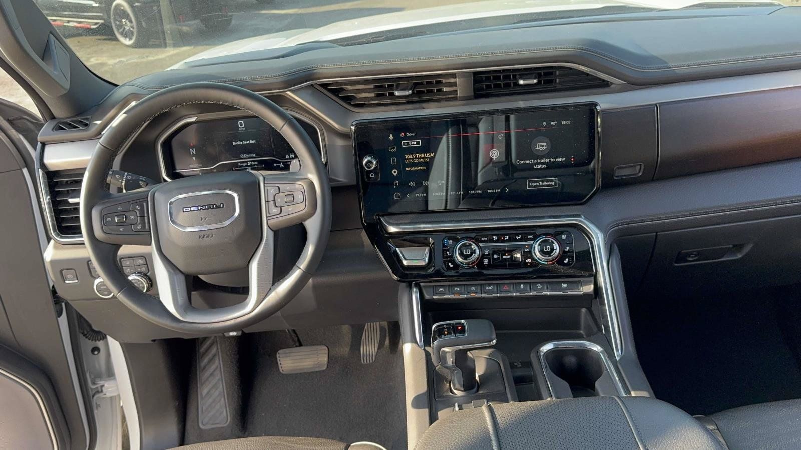 Used 2023 GMC Sierra 1500 Denali w/ Denali Reserve Package AWD/4WD image 21