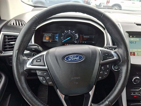 Used 2018 Ford Edge SEL w/ Equipment Group 201A image 19