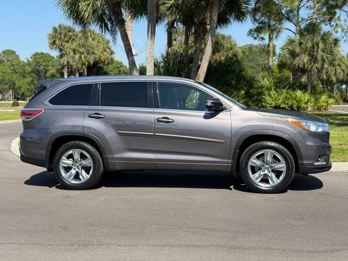 Used 2016 Toyota Highlander Limited Platinum AWD/4WD image 42