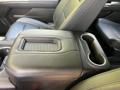 Used 2021 Chevrolet Tahoe LT image 24