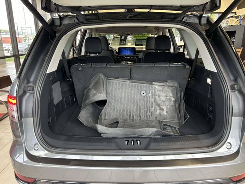 Used 2025 Lincoln Aviator 2WD w/ Jet Appearance Package image 14