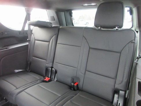 New 2026 GMC Yukon XL Denali w/ Sun & Power Step Package image 14